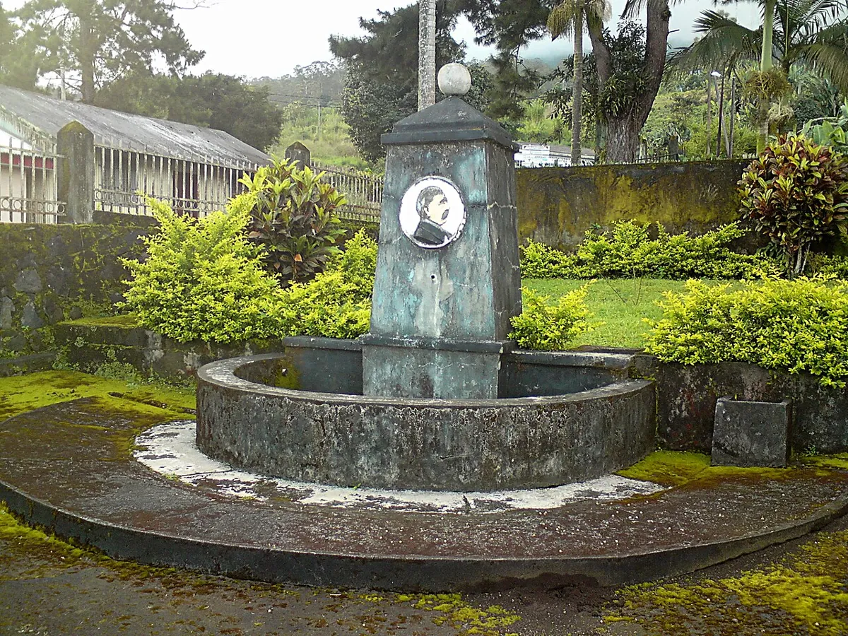 Bismarck Well in Buea — Cameroon