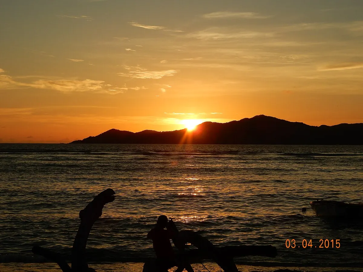 La Digue sunset — Seychelles